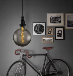 Osram Globe LED Light Bulb G200 Filament E27 4W (15W Eqv) Warm White -Home Lighting Store 4058075270046 asset 7682531 GLOBE 200 SMOKE application 63951.1625239383