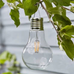 Smart Solar LED Edison Filament Effect EUREKA! Retro Light Bulbs 4-Pack Warm White Clear -Home Lighting Store 6834 1080926 1080937 Eureka Retro Day insitu 05717.1653987246