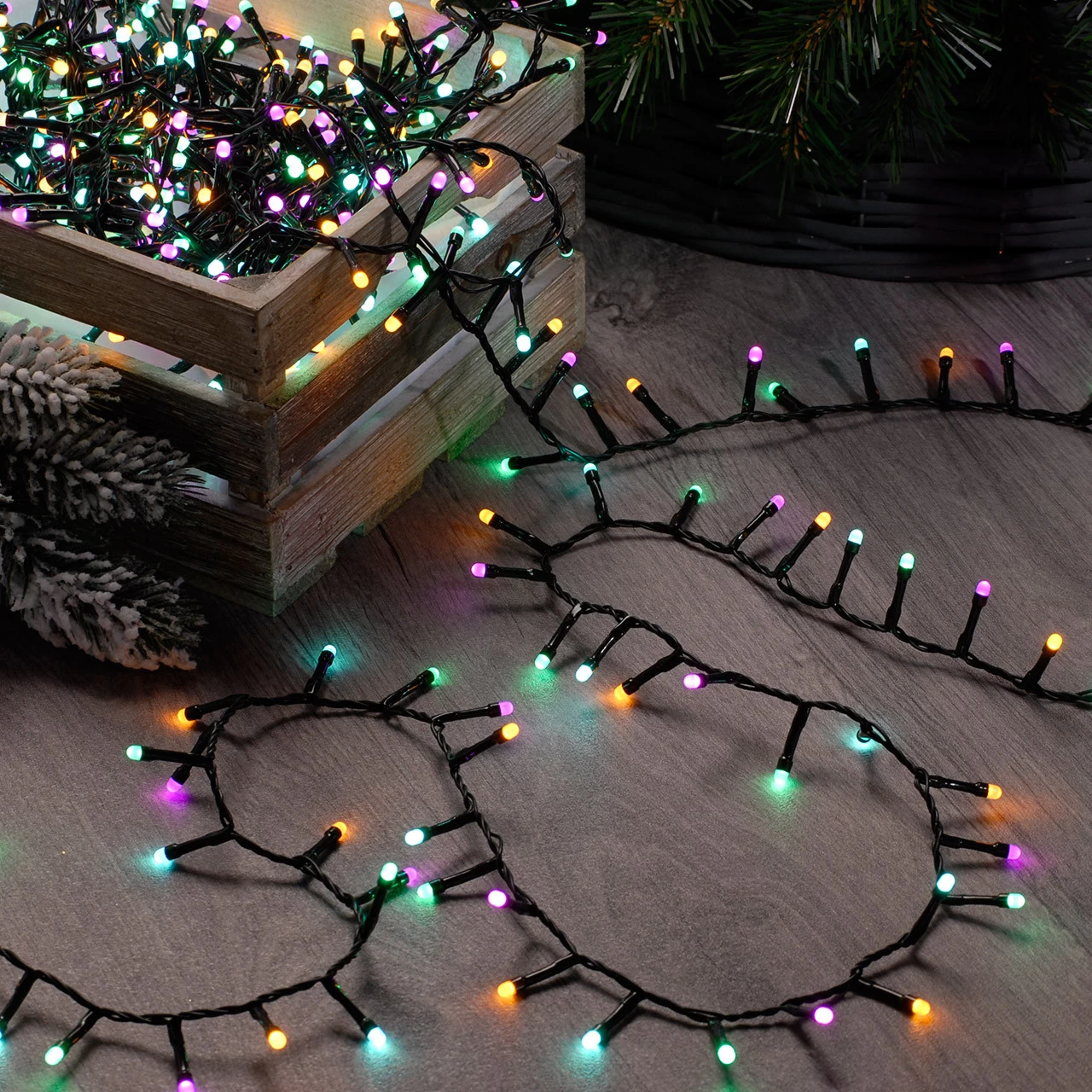 Festive Indoor & Outdoor 6ft Christmas Tree Glow-Worm Lights 760 Aurora LEDs 5 Festive Indoor & Outdoor 6ft Christmas Tree Glow-Worm Lights 760 Aurora LEDs - Image 3