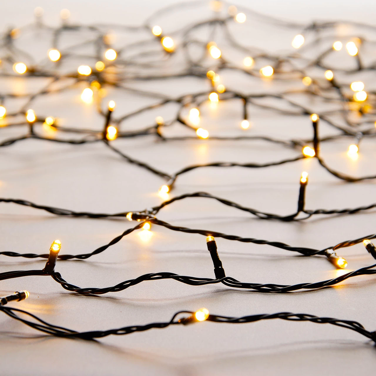 Festive 15.9m Indoor & Outdoor Multifunction Christmas Fairy Lights 200 Warm White LEDs 3 Festive 15.9m Indoor & Outdoor Multifunction Christmas Fairy Lights 200 Warm White LEDs