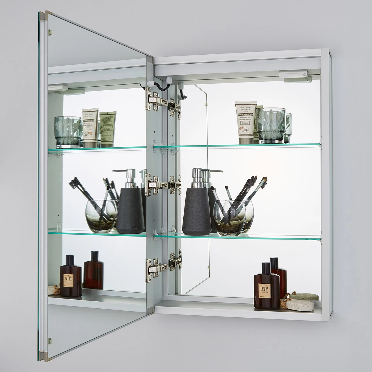 Spa Arte LED Illuminated Bathroom Mirror Cabinet 34W With Shaver Socket And Demist Pad 7 Spa Arte LED Illuminated Bathroom Mirror Cabinet 34W With Shaver Socket And Demist Pad - Image 5