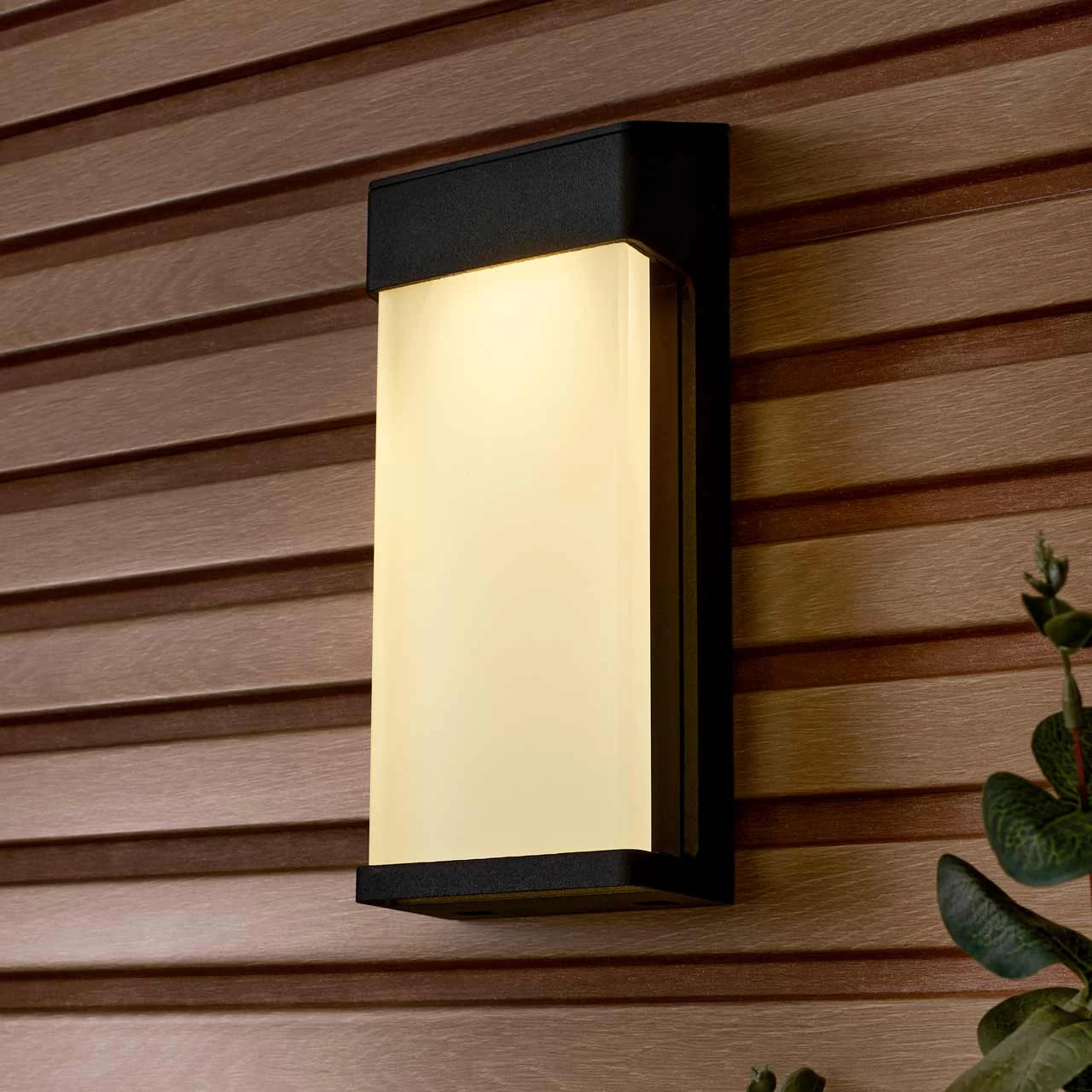 Zink WISTOW LED Solar Wall Light Black 6 Zink WISTOW LED Solar Wall Light Black - Image 4