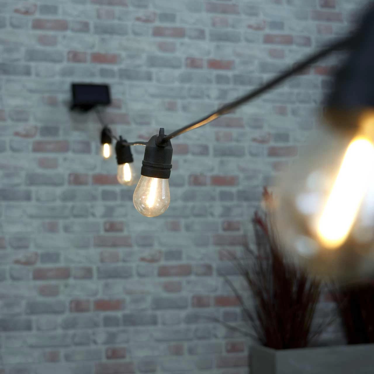 Zink WYE 10 Light LED Solar Festoon Light Black 8 Zink WYE 10 Light LED Solar Festoon Light Black - Image 6